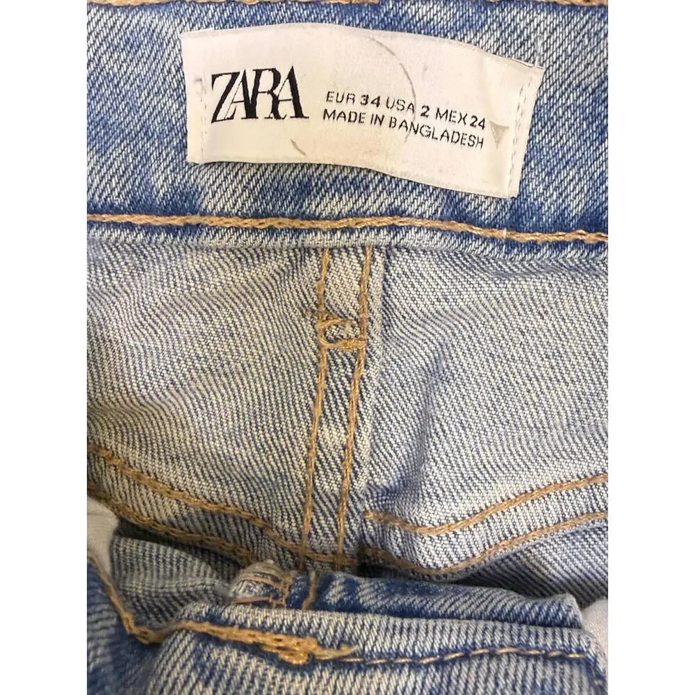 Zara Light Blue Frayed Raw Hem Ripped Jean‎ Shorts Women's Size 2
